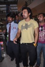 Ranvijay Singh promoted Casio watches in Oberoi Mall, Mumbai on 3rd June 2012 (2).JPG